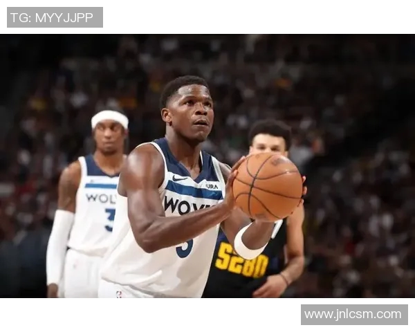 难救主！爱德华兹28中11&罚球12中11 空砍38分外加8板3助2断